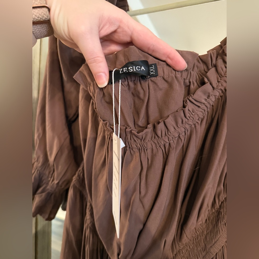 Brown Dress - Picture 2 of 3